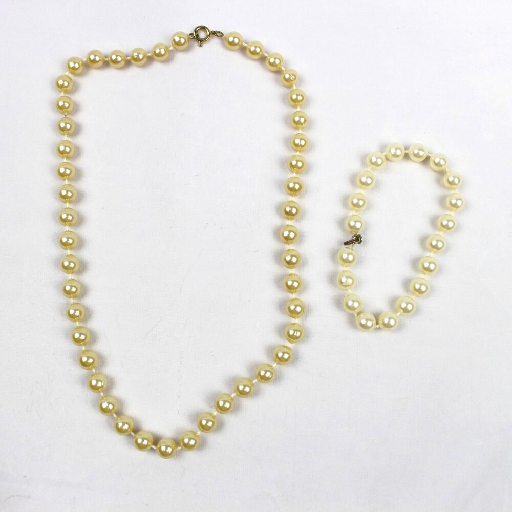 Vintage Faux Pearl Necklace & Bracelet Set
